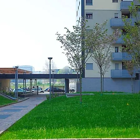 Aurum Bicocca Apartmanhotel 4*