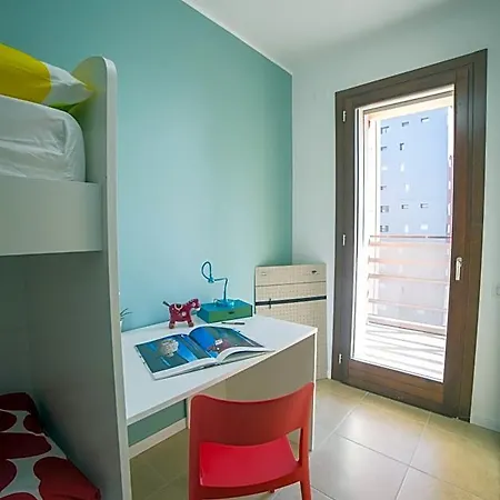 Aurum Bicocca 4* Milánó