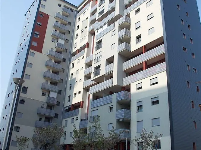 Aurum Bicocca アパートホテル ミラノ