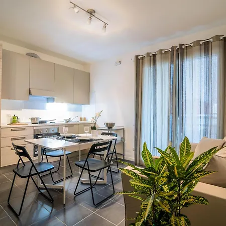 Aurum Bicocca 4*
